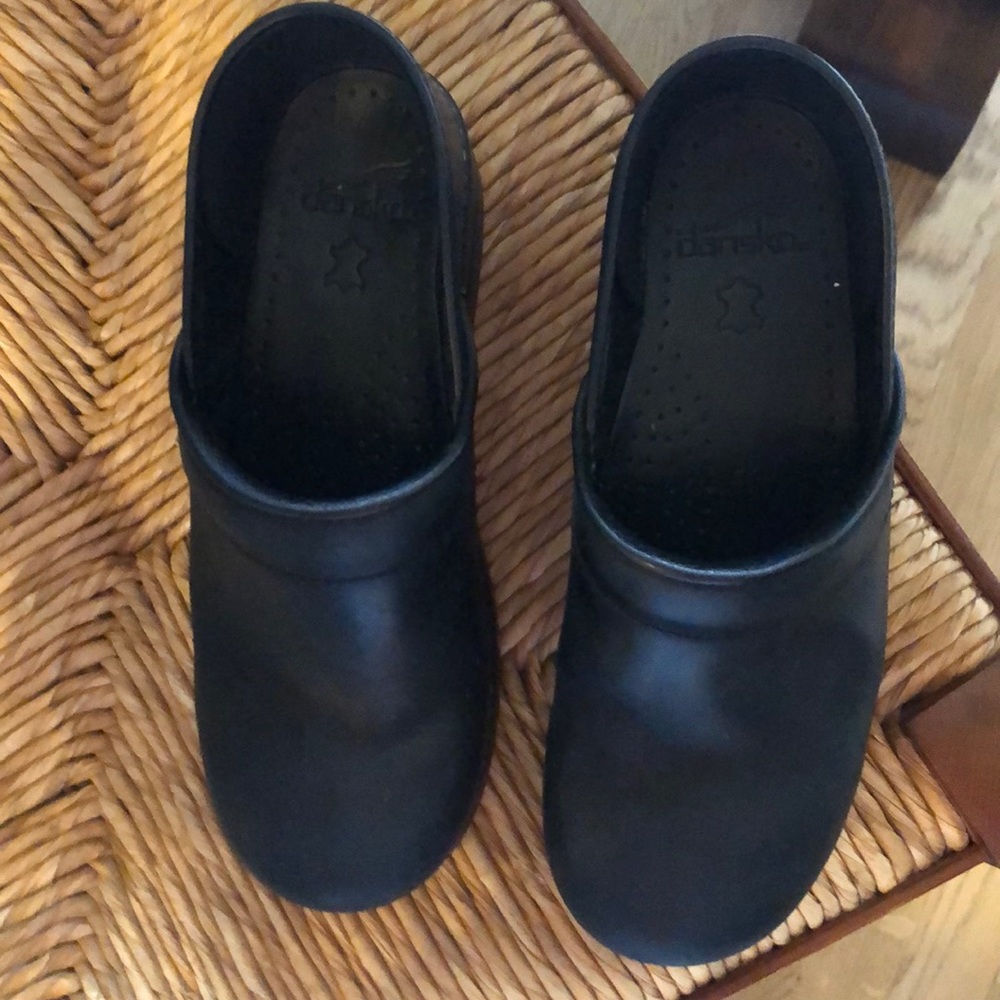 Dansko Shoes/clogs size 38